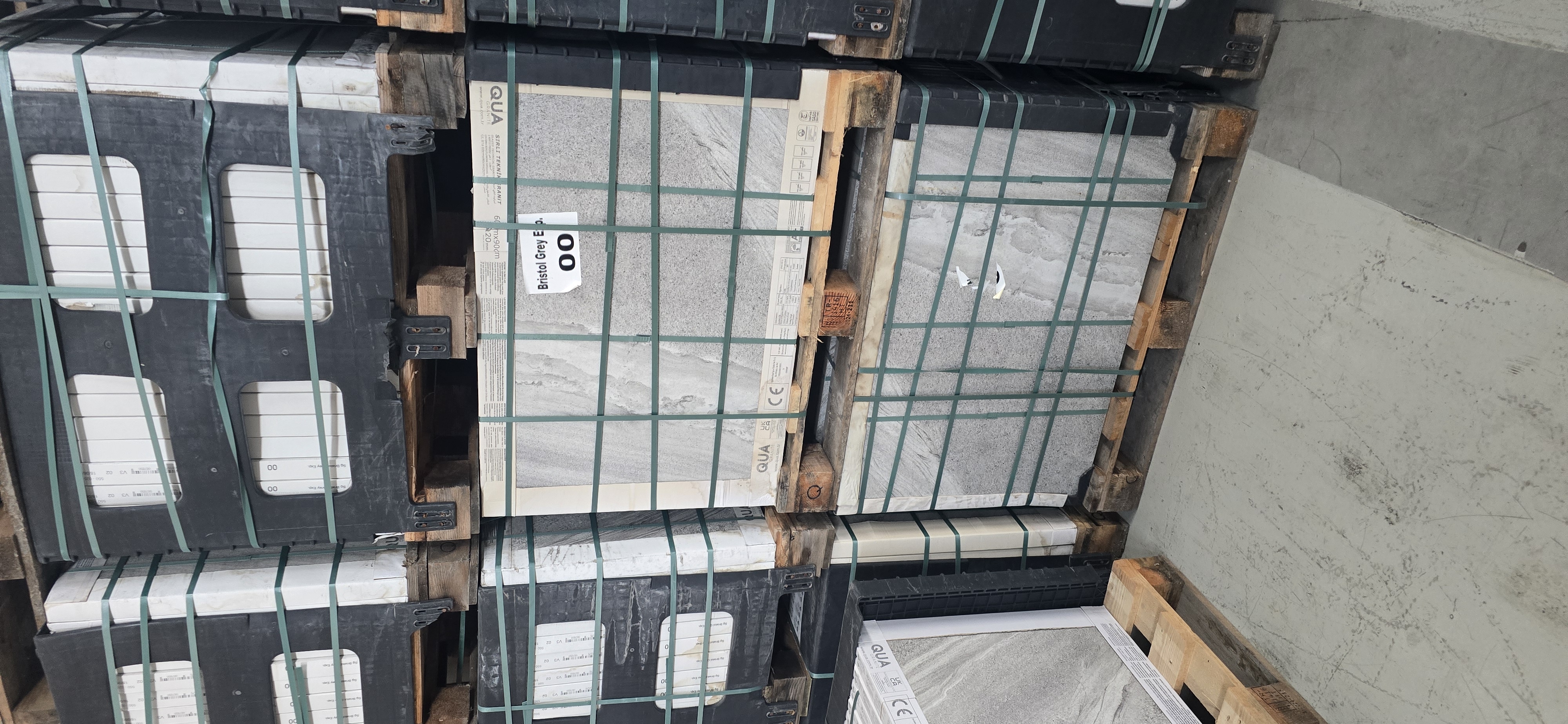 QUA - Carrelage Bristol rectifié 60x90x2 cm Grey